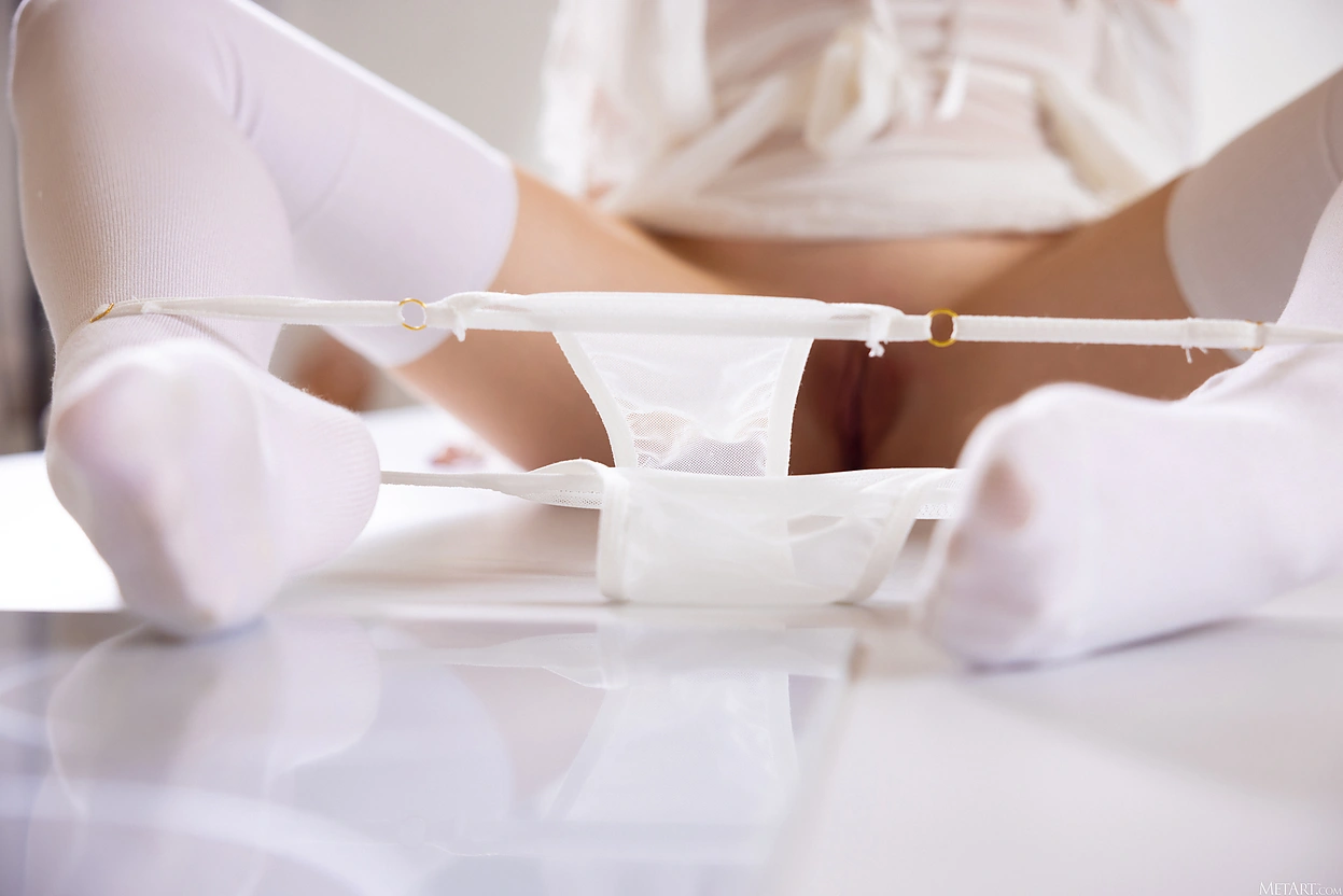 Lila Rouge - Cloud Nine